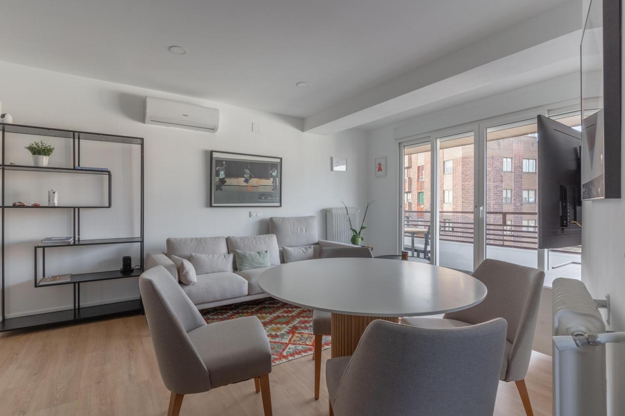 Bright With Terrace- 2Bd 2Bth- Salamanca มาดริด ภายนอก รูปภาพ